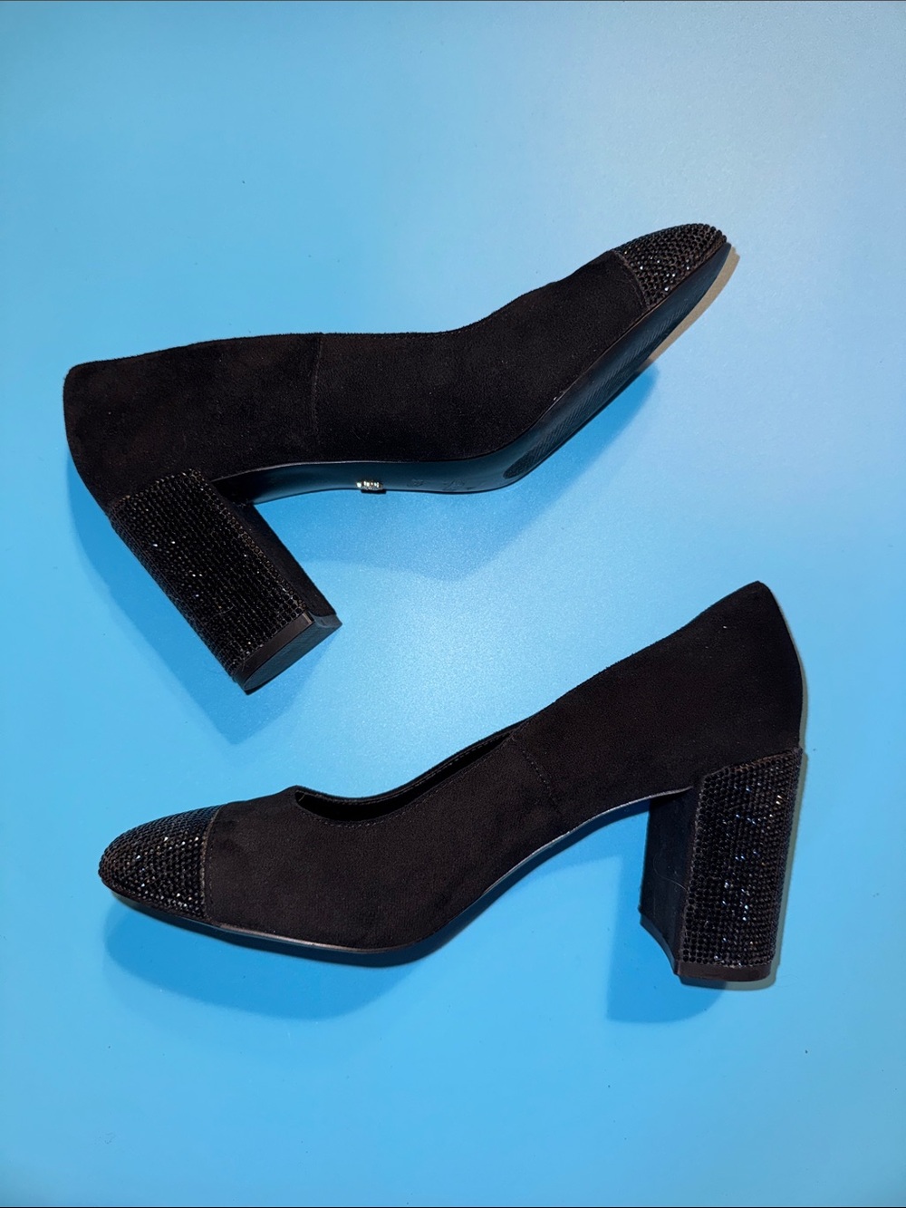 White House Black Market Black Genuine Leather Suede Heels with Rhinestones Sz 9